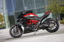 Ducati Diavel Carbon from 2014 - Technical data