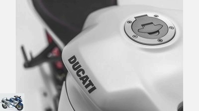 Ducati Supersport 2018 colors