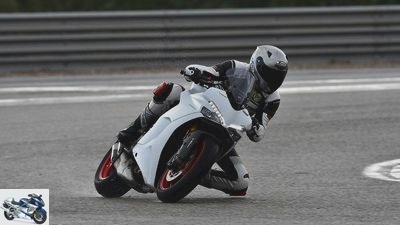 Ducati Supersport-S in the PS driving report