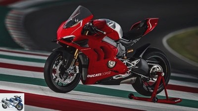 Ducati V4 R (2019) in the driving report