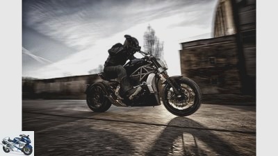 Ducati XDiavel S, Harley-Davidson V-Rod Muscle and Yamaha Vmax in comparison test