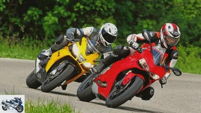 Comparison test Aprilia RSV4 R APRC and Ducati 1199 Panigale