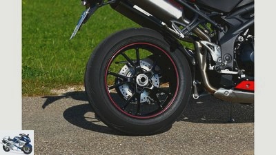 Tåre Gøre en indsats Tilsvarende EBR 1190 SX, Kawasaki Z 1000, Triumph Speed ​​Triple in the test | About  motorcycles