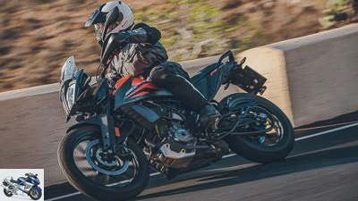 KTM 390 Adventure in the driving report