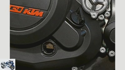 KTM 690 Duke put to the test - the cornering machine from KTM
