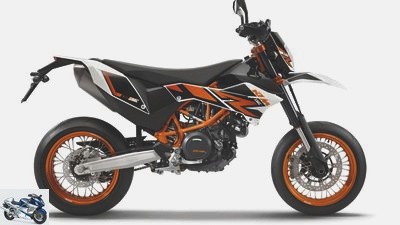 KTM 790 SMC and SMT - New Supermoto caught for 2021