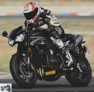 Roadster - Speed ​​Triple RS test: the Triumph roadster raises the tone and the sound in 2018 - Speed ​​Triple RS test page 2: Triumph rolls mechanics