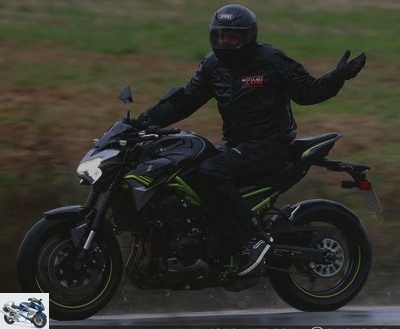 Roadster - 2020 Z900 Test: Kawasaki returns to its & quot; Nine-without-aids & quot; - 2020 Z900 test page 1: The very electro Kawa roadster