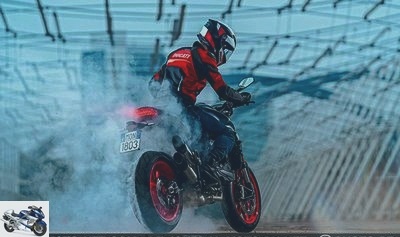Roadster - New Ducati Monster 937: monstrous revolution! - Used DUCATI