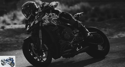 Roadster - Pikes Peak 2019: deadly fall of Carlin Dunne on the Ducati Streetfighter V4 - Used DUCATI