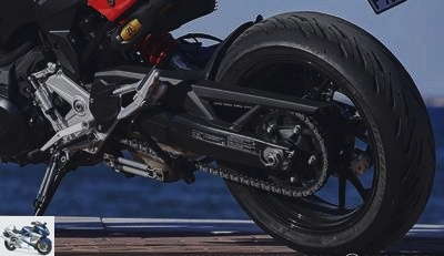 Road - F900XR test: the new BMW Sport GT motorcycle - F900XR test page 2: Almost ready for the sporting adventure
