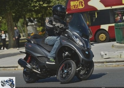 Scooter - Piaggio MP3 350, 500 HPE Sport or Business test: your choice! - Piaggio MP3 2018 test page 1: three times three ...