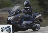 Scooter - BMW C 650 GT scooter test: big innovation and small developments - Side View Assist: innovative and reassuring