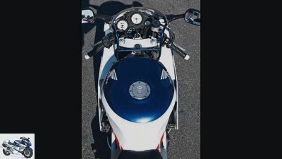 Comparison test: Epochal motorcycles