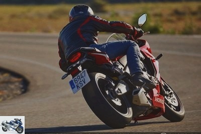 Sporty - CBR650R 2019 test: the new Honda has no shortage of R! - CBR650R test Page 1: Accessible supersport