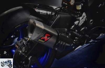 Sporty - The 2017 Yamaha YZF-R6 is exhibited in a Racing version - Used YAMAHA