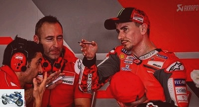 Offseason tests - Lorenzo (really?) Puts his first place in Sepang into perspective! - Used DUCATI