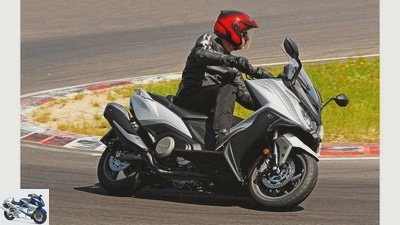 Kymco AK 550 i ABS in the driving report