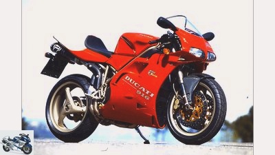 Short test and archive pictures of the Ducati 916 PLC