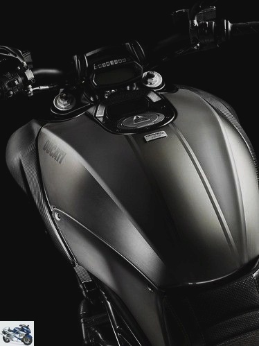 Ducati DIAVEL 1200 Titanium 2015