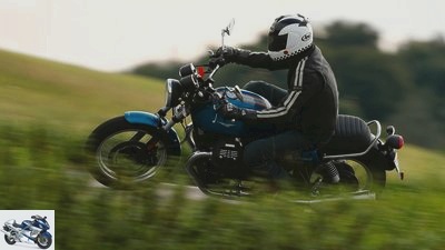 Moto Guzzi V7 III Special (2017) in the top test