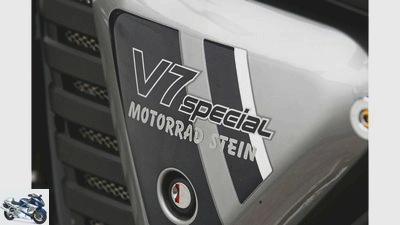 Moto Guzzi V7 Special and Moto Guzzi V7 II Special in comparison test