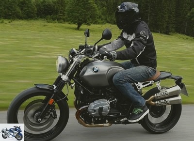 All Tests - BMW R nineT Scrambler test: new with neo-retro - The R nineT is camouflaged as a Scrambler ...