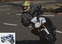 All Tests - 2013 FZ8 Test: Spring for the Yamaha Roadster! - Necessary evolutions