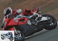 All Tests - S1000RR 2015 Test: BMW is still throttling! - In dynamics: straight to the point!