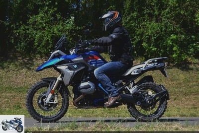 Trail - 2017 BMW R1200GS Rally test: an option towards Adventure - R1200GS Rally test page 2 - Dynamics: above the fray