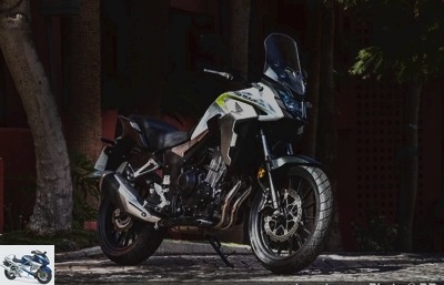 Trail - Test Honda CB 500 X 2019: the road to X - Test CB500X Page 2: details and photos captioned MNC