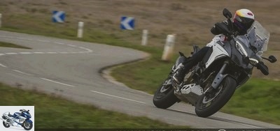 Trail - 2021 Multistrada V4 test: the Ducati maxitrail bends over backwards - Multistrada V4S test page 1: 4-cylinders and 4 modes