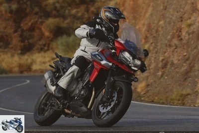 Trail - Test Triumph Tiger 1200 XRT and XCA 2018: ready for the road adventure - Test Tiger 1200 XRT and XCA - Page 2: Dynamics