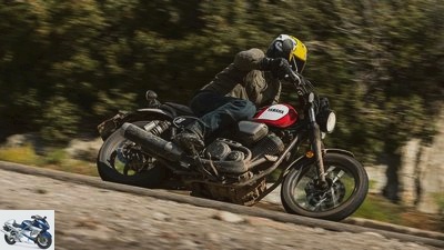 Yamaha SCR 950 in the driving report