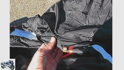 12 two-piece rain suit in the test