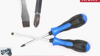 15 pairs of screwdrivers in a comparison test