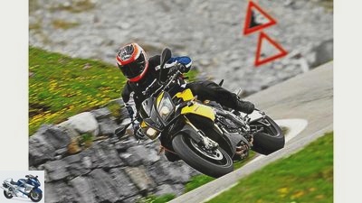Alpine Masters 2011: Aprilia Tuono V4 R APRC, Ducati Diavel, MV Agusta Brutale 920, Triumph Speed ​​Triple