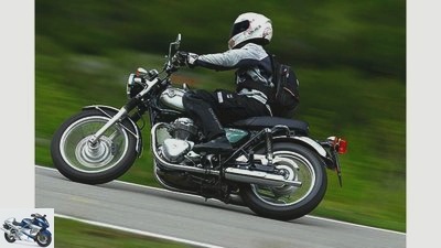 Alpen Masters 2011: Harley-Davidson 1200 Custom, Kawasaki W 800, Moto Guzzi Bellagio, Triumph Scrambler