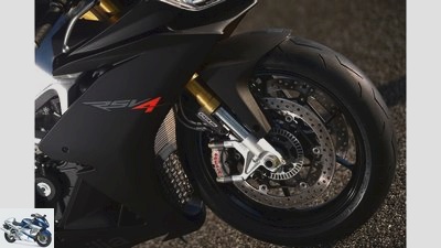 Aprilia RSV R-Factory ABS in the first test