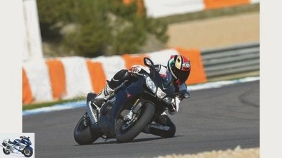 Aprilia RSV R-Factory ABS in the first test