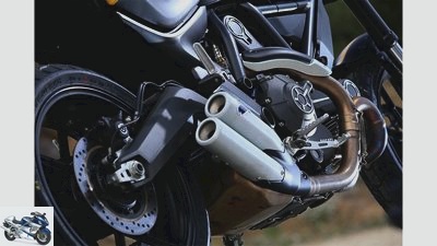 Yamaha XSR 700 and Ducati Scrambler retro bikes in comparison