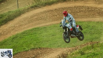 Overview of travel enduros with 48 hp