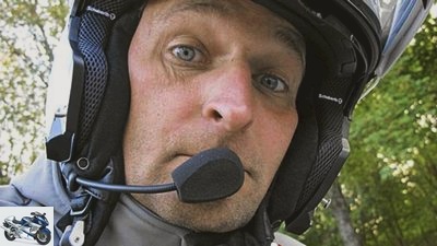 Testing Bluetooth communication systems for motorcyclists