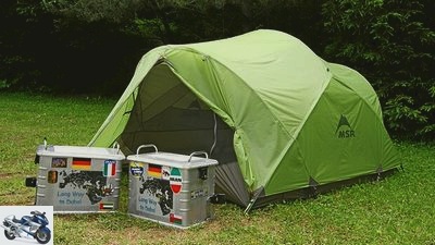 Camping with transalpine friends - camping accessories put to the test