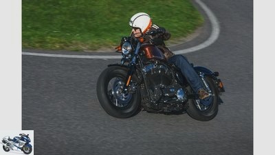 Zonko's attack on the Harley-Davidson Forty-Eight