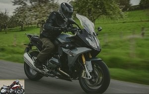 BMW R1200RS on motorway