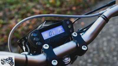 Electric Motion Escape: Trial bike in the climbing test