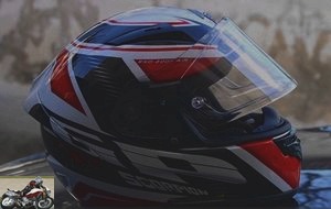 Profile of the Scorpion Exo-2000 Air full face helmet