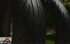 Pirelli claims design derives from WorldSBK rain tire