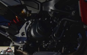 The new twin-cylinder of the F 900 R and XR
